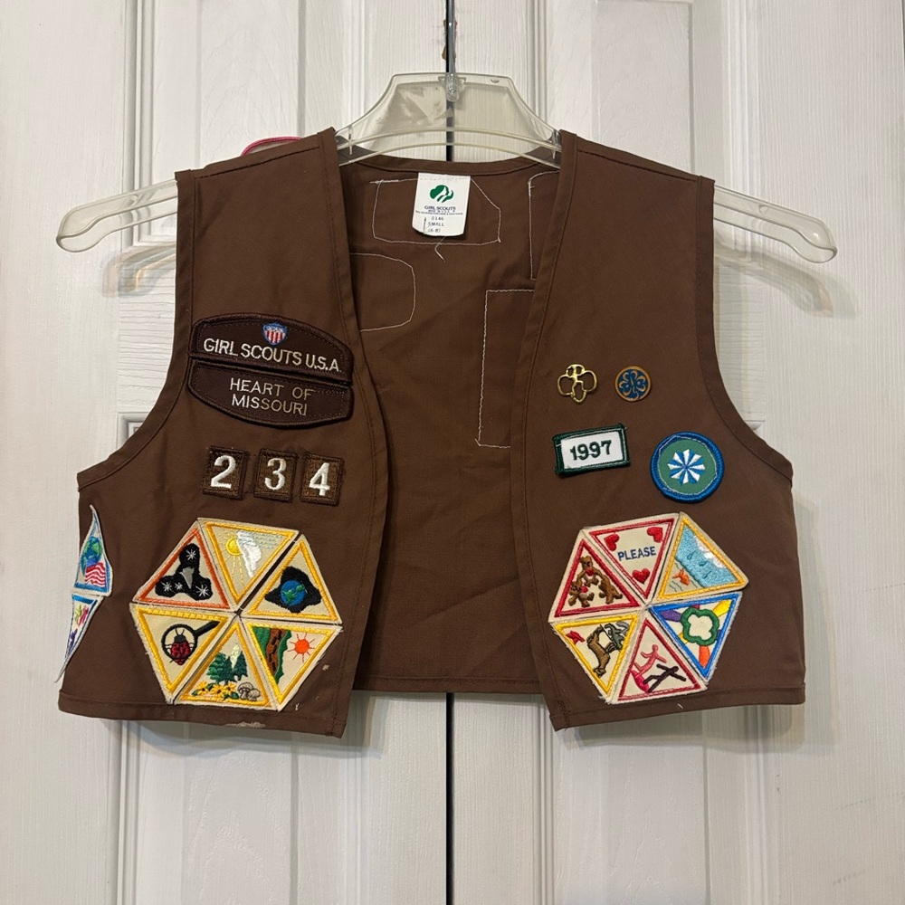 Vintage Brown Girl Scouts Vest with Patches-Small 6-8